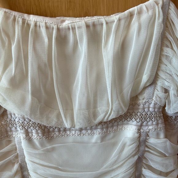 Bordeaux cream color nylon top - Picture 2 of 6